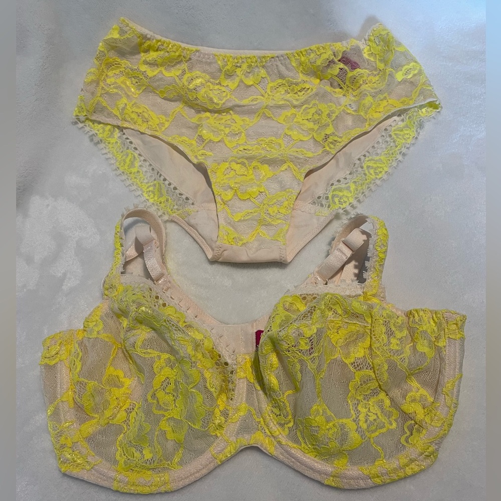 NEW, Prima Donna bra and panty set!